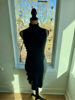 Sleeveless Turtleneck Bodycon Dress - Grey